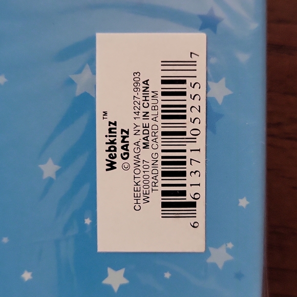 Webkinz Trading Card Binder - Picture 5 of 5